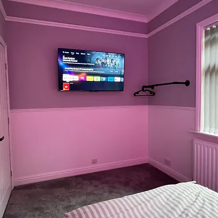 Cosy Detached House In Bradford * Bradford (West Yorkshire)
